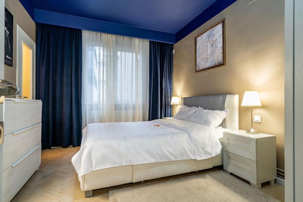 Modern - Central Apartment Bucarest Esterno foto